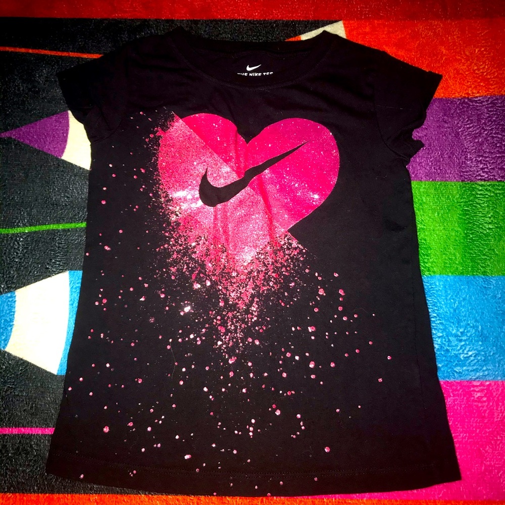 Nike tee